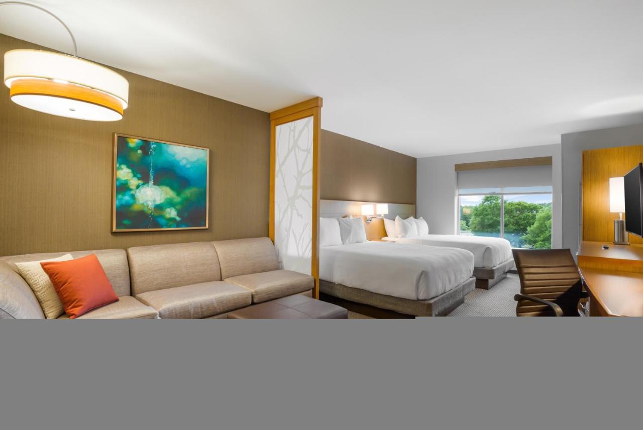 Hyatt Place Hampton Convention Center Екстер'єр фото