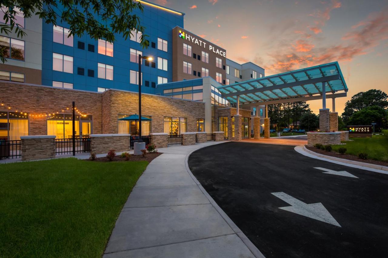Hyatt Place Hampton Convention Center Екстер'єр фото