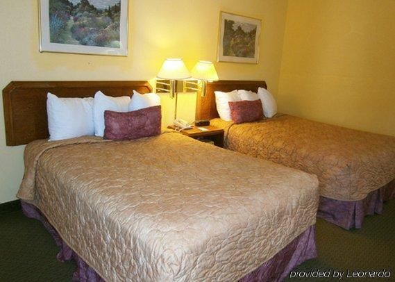 Hyatt Place Hampton Convention Center Номер фото