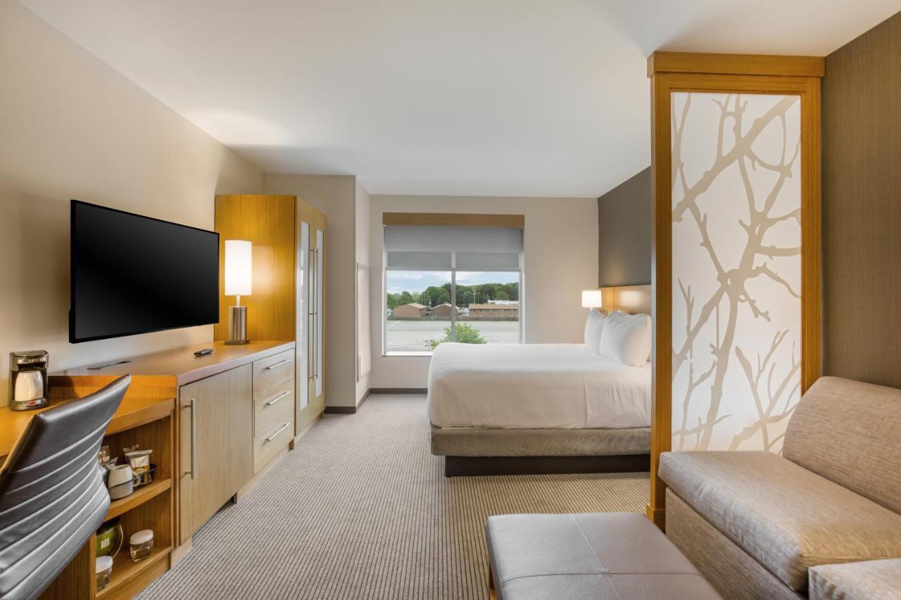 Hyatt Place Hampton Convention Center Екстер'єр фото